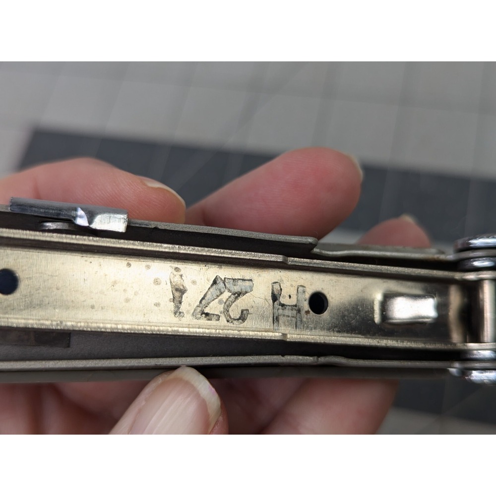 Bates Hand Grip Stapler 88P - Picture 4 of 6